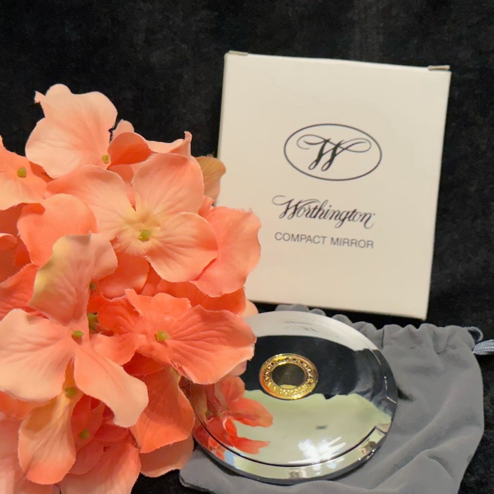 Vintage Worthington Compact Mirror with Felt Bag NIB